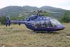 Bell 407, PT-YSU, pousado no  aeroporto Lopes Mendes, na Ilha Grande, Rio de Janeiro. (12/10/2006)