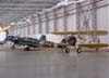 Aviões no prédio do museu. Em primeiro plano, à partir da direita, Stearman B75N1, Supermarine Spitfire MK X e F4U-1 Vought Corsair. Pendurados no teto, Um planador IPE KW-1 Quero-quero e logo à frente um Grunau Baby. (12/10/2006)