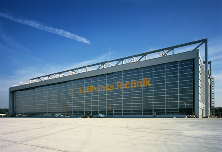 LUFTHANSA TECHNIK