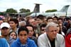 Mesmo com mal tempo, muitos paulistanos foram ao PAMA de So Paulo, no Campo de Marte, principalmente para assistir a apresentao da Esquadrilha da Fumaa.