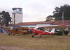 Avies do Aero-clube de Rio Claro. Em primeiro plano um Aero Boero 180 e depois um Piper J3.