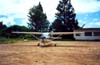 Cessna 172L Skyhawk, PT-KRL, do Aeroclube de So Carlos. (2000). Foto: Diego Fernandes.