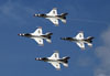 Os Lockheed F-16 Fighting Falcon dos Thunderbirds. (30/03/2012) Foto: Celia Passerani.