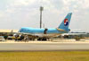 Boeing 747-400F da Korean Air Cargo. (18/10/2012) Foto: Srgio Cardoso.